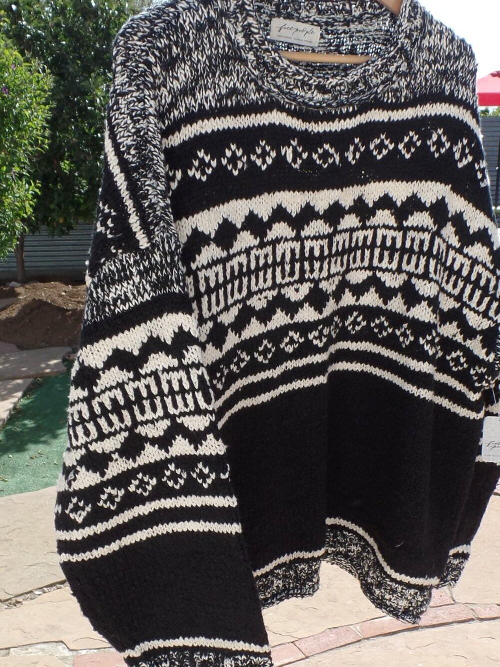 clothes - Picture 10 of 10